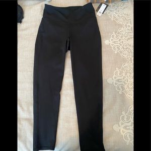 Gap fit medium leggings NWT